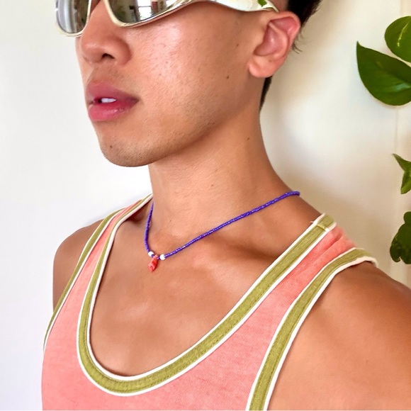 Vintage Y2K Beaded Necklace with Orange Stone - Picture 3 of 3